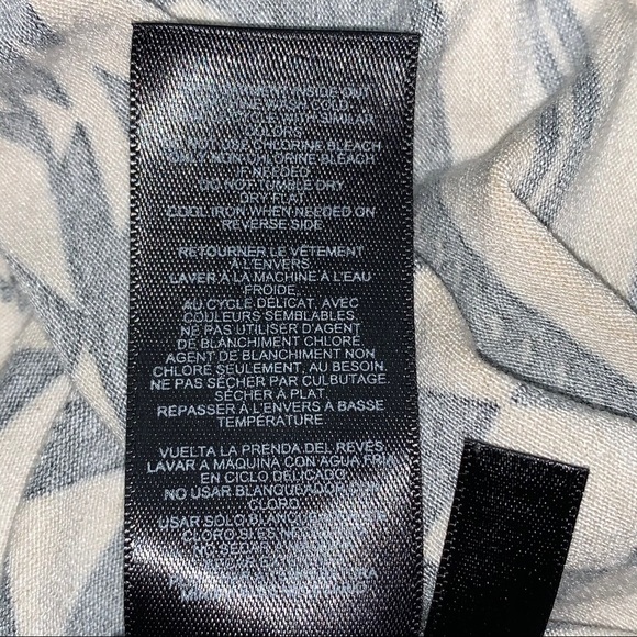 Signature Weekend Aztec Print Tunic - Picture 7 of 8